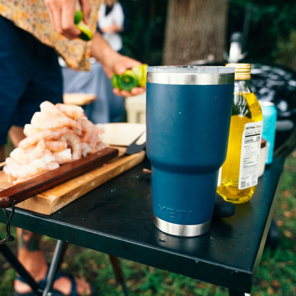 Yeti Rambler 30 Oz Tumbler With Acrylic Lid